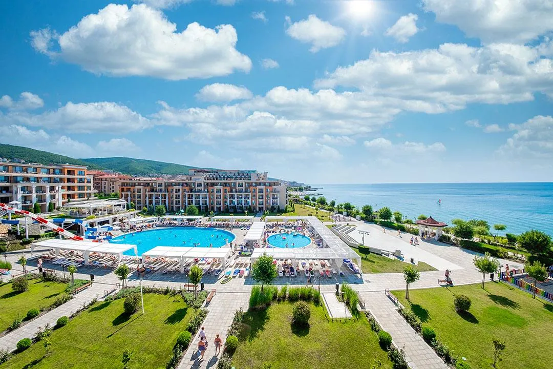 Комплекс Premier Fort Beach Aparthotel